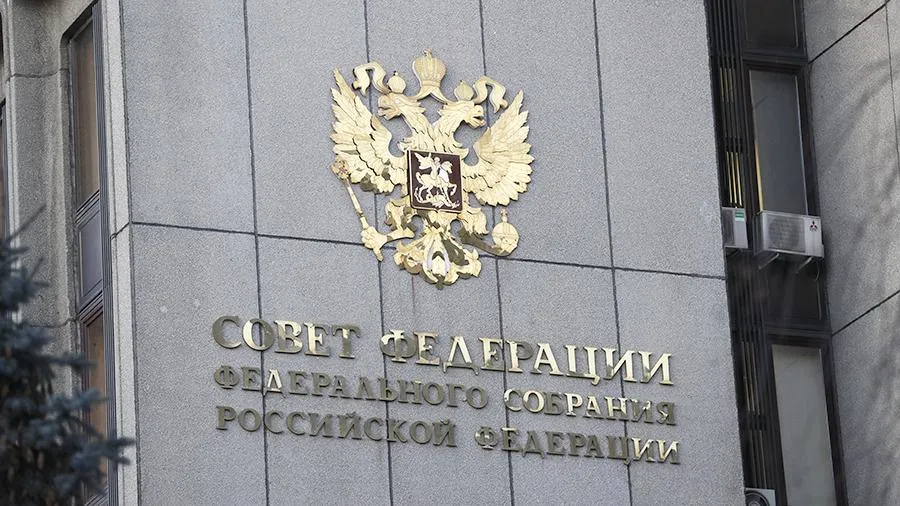 В Совфеде усмотрели провокацию в нежелании японцев сдать гаджеты на Курилах