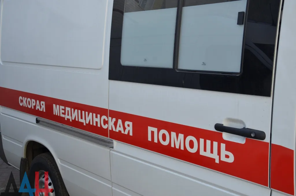 Мирная жительница ранена в Докучаевске в результате обстрела со стороны ВСУ — командование ДНР