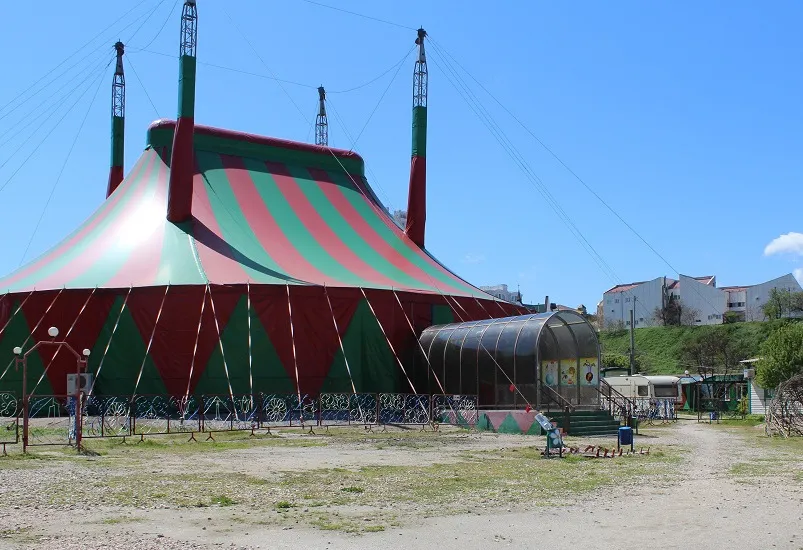 Севастопольский цирк начинает работу после года простоя