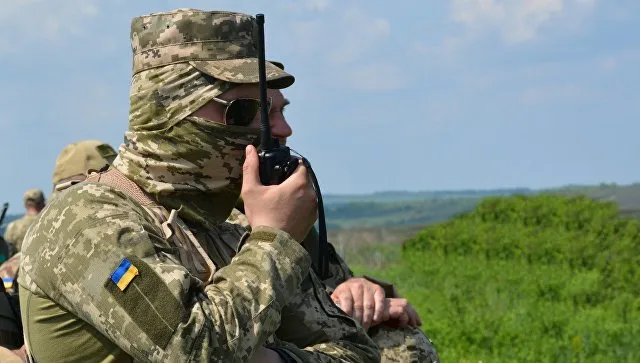 ВСУ обстреляли территорию ЛНР четыре раза за сутки, сообщили в республике