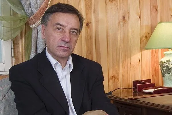 Названа причина смерти хитмейкера Пугачевой