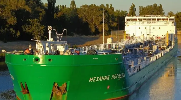 Киев заблокировал российское судно «Механик Погодин» в порту Херсона на три года