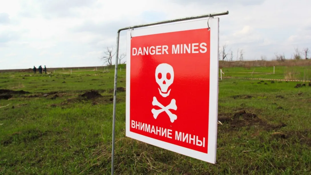 Двое украинских силовиков погибли и четверо ранены в Донбассе 