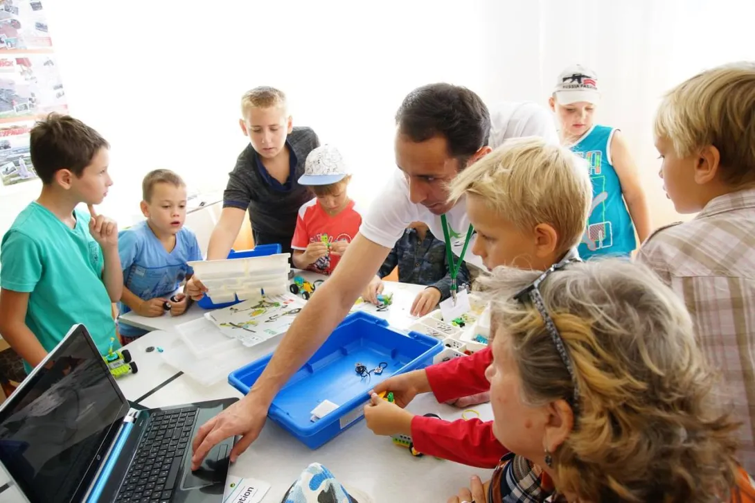 Севастопольская станция юных техников приглашает на бесплатные занятия