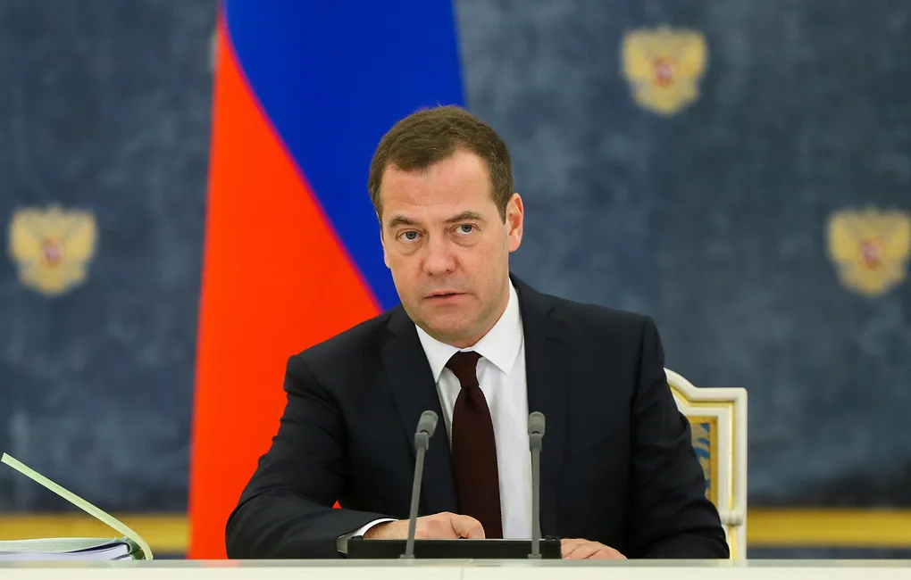 Медведев не исключил дальнейшую корректировку пенсионного законодательства 