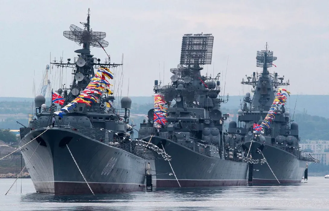 Украина пугает Крым переброской войск и «москитным флотом»
