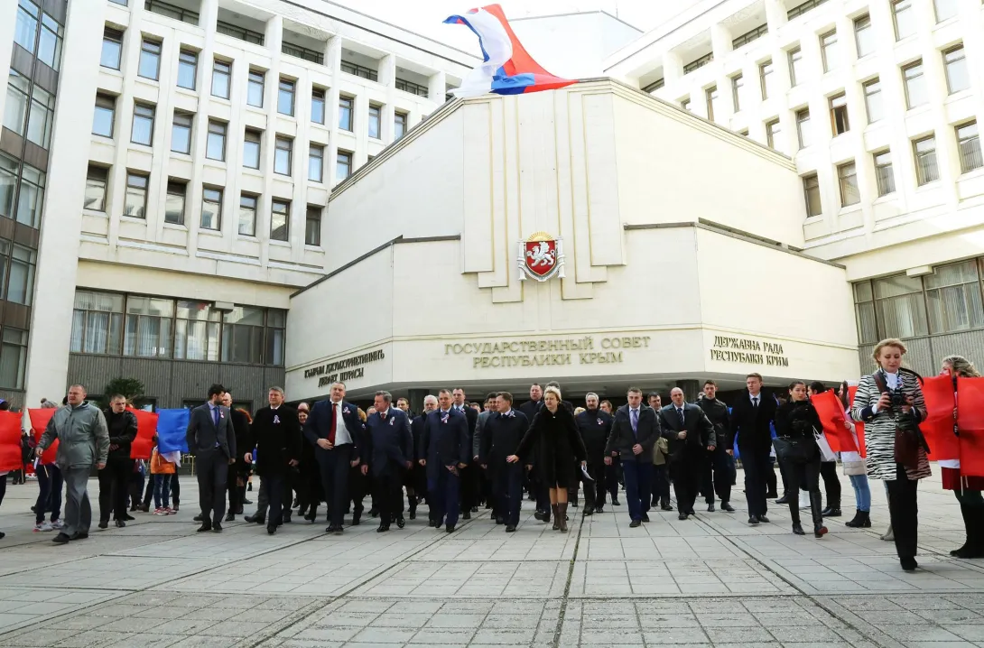 Парламент Крыма в Россию интегрировался, но "варится в своем соку", - эксперты