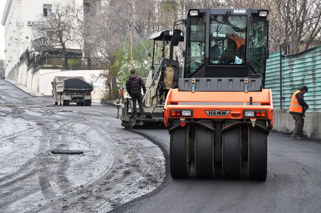 В Севастополе обещают до конца года отремонтировать 7 дорог