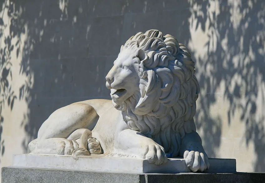 Вход на Матросский бульвар будут охранять мраморные львы