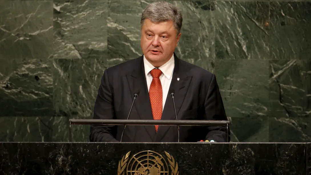 Порошенко призовет Генассамблею ООН ввести миротворцев на всей территории Донбасса