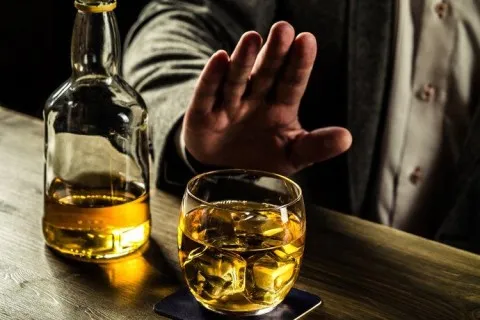 ВОЗ настаивает: с алкоголем связано более 20 болезней