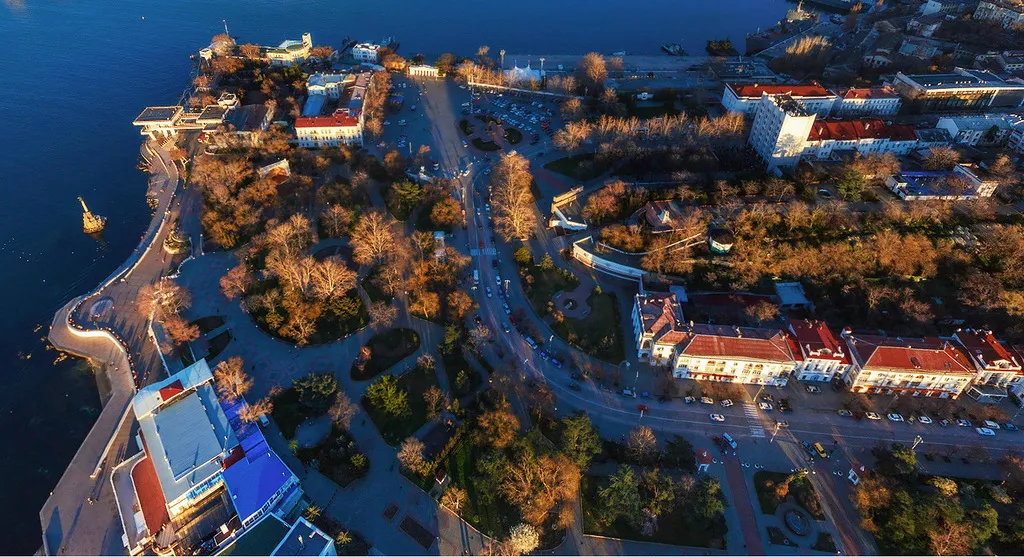 Пенсионный фонд РФ купит дворец в историческом центре Севастополя