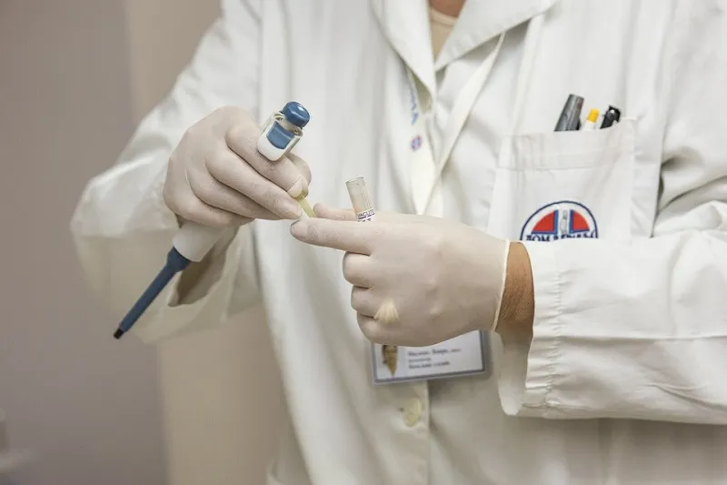 В Крыму шесть человек с отравлением лежат в больнице
