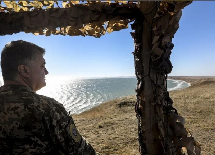 Порошенко подписал указ об определении границы между Украиной и РФ в Черном море