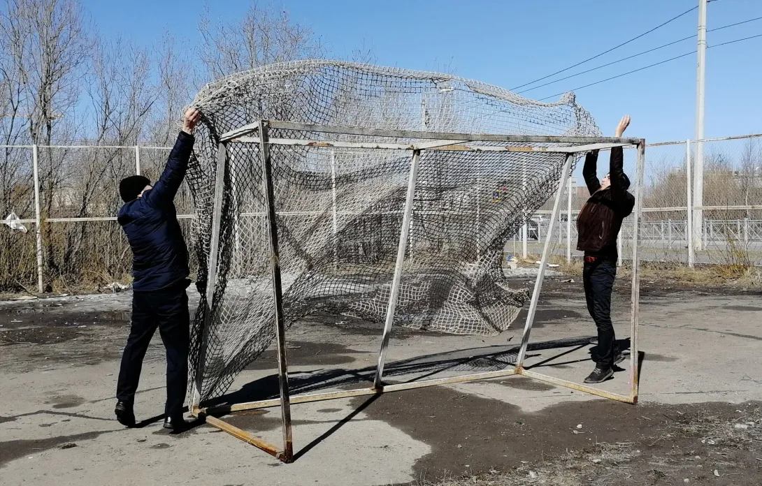 Спортивные площадки в Севастополе закрываются из-за вандалов
