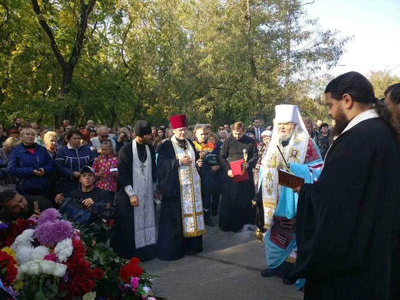 Православная церковь молится о жертвах трагедии в Керчи