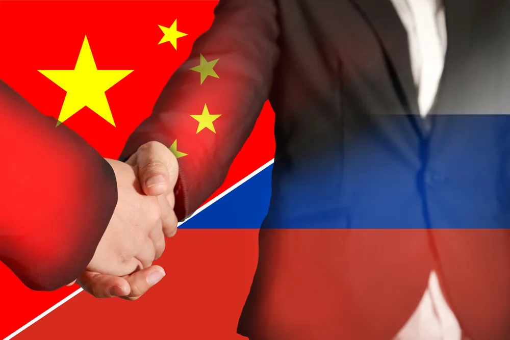 Китаю и России хорошо вместе в политике и военной сфере, но не в экономике
