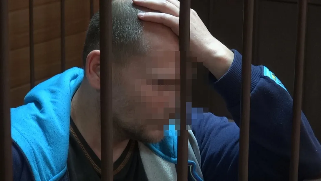 В Севастополе наркорецидивиста с 23 свёртками задержали за курение в порту 
