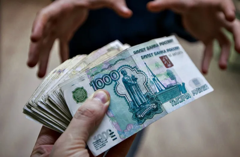 Так вот откуда берутся деньги на взятки чиновникам Крыма