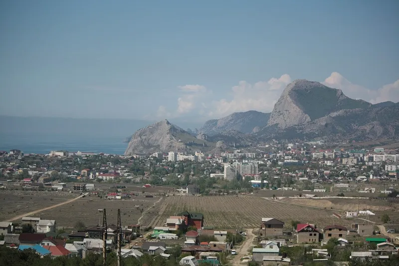 Власти Крыма поставили ультиматум мини-отелям: или легализация — или «золотые» счета за коммунальные услуги