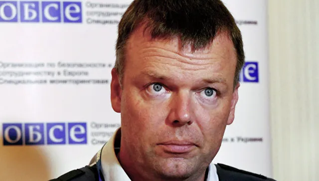 Хуг назвал условие, при котором жители Донбасса "перестанут страдать"