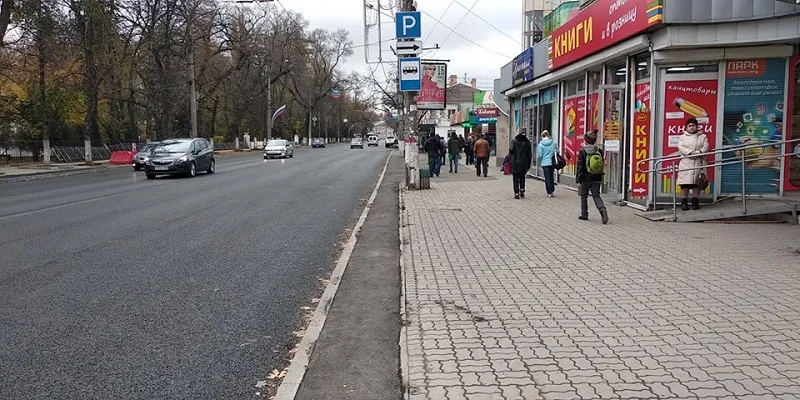 Аж всплакнули от убогости: как в столице Крыма сделали проспект Кирова