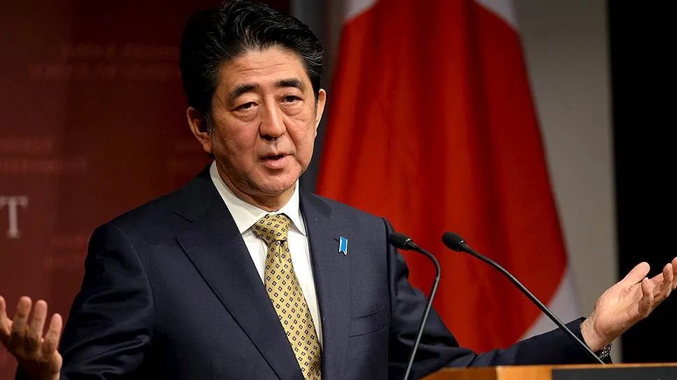 Абэ пообещал не размещать базы США на части Курил 