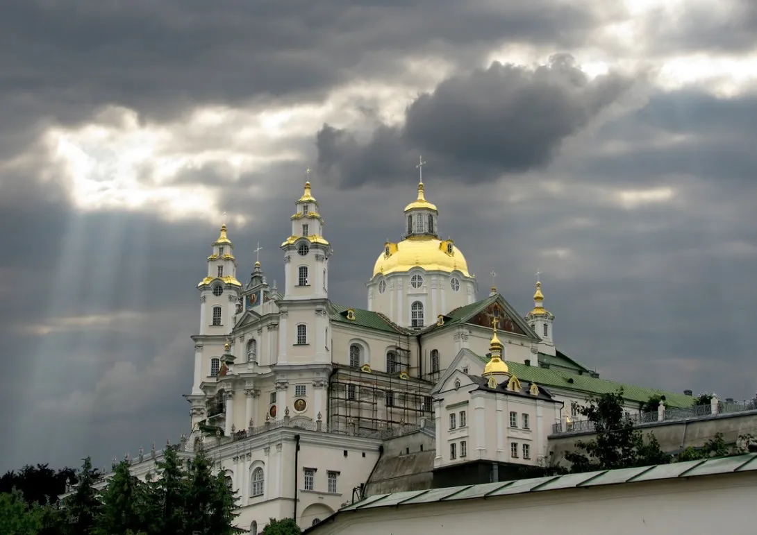 Украинский Минкульт оспорил передачу Почаевской лавры Московскому патриархату