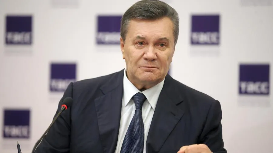 Адвокат Януковича подтвердил его госпитализацию в московскую клинику