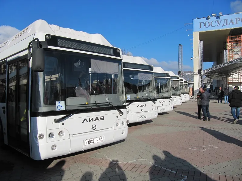 Столице Крыма пообещали купить 100 новых автобусов