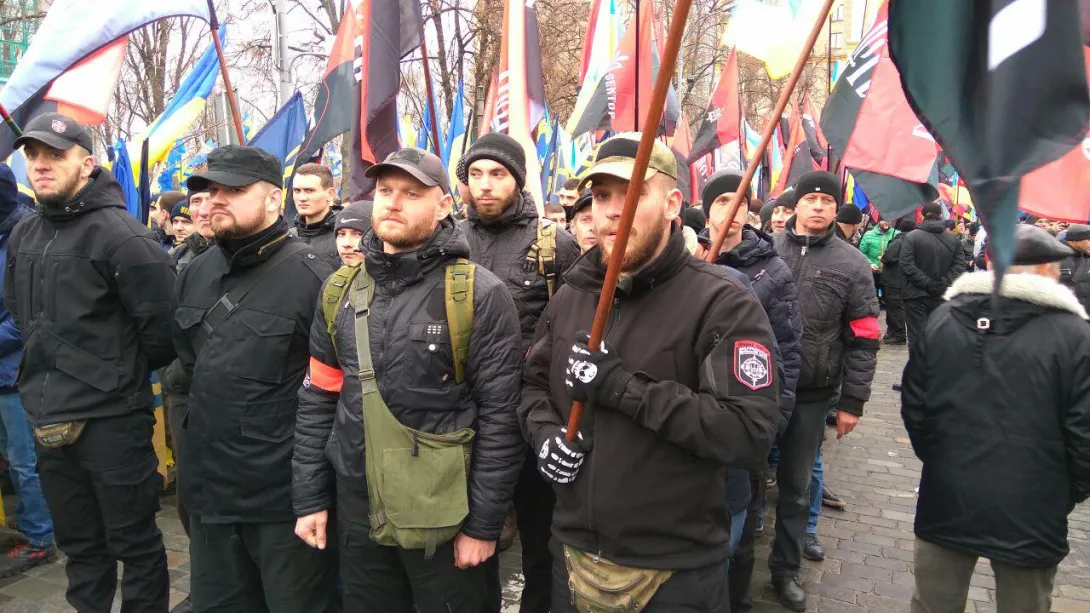 Разведка НМ ДНР отметила скопление банд украинских националистов в крупных городах Донбасса