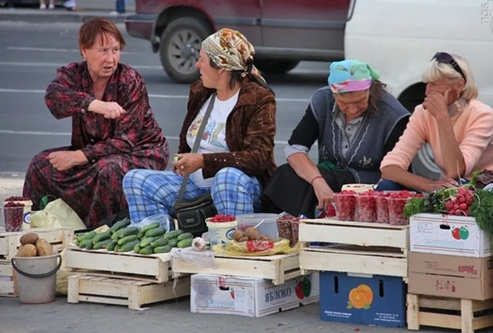Власти Севастополя продолжают бороться с торговлей на Сталинградском рынке