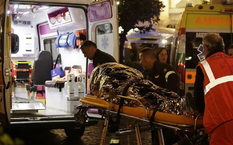 Шесть человек погибли при давке в итальянском ночном клубе