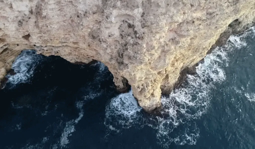 Пропавшего в Севастополе парня нашли в море у скал Фиолента