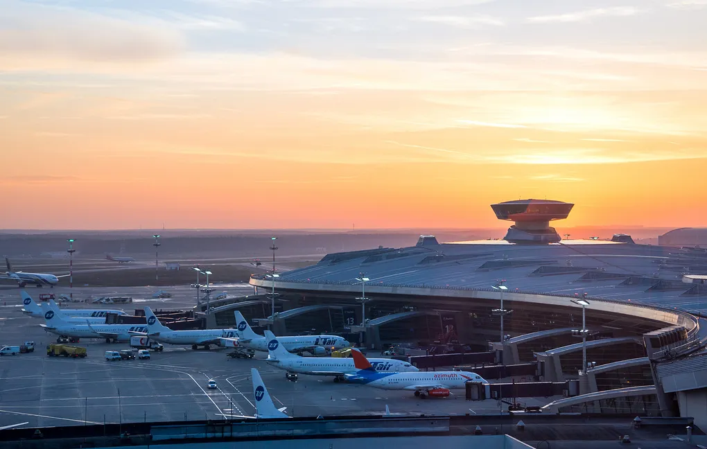 В московские аэропорты поступили сообщения о минировании