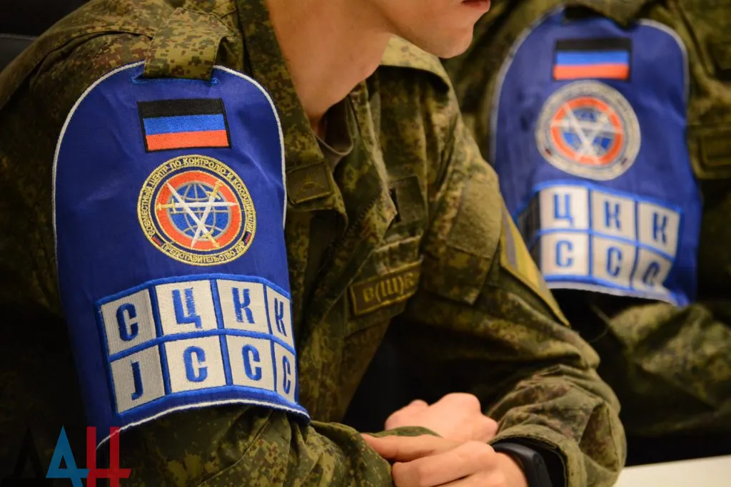 Украинские силовики за сутки 10 раз обстреляли территорию ДНР, выпущено 95 боеприпасов – СЦКК