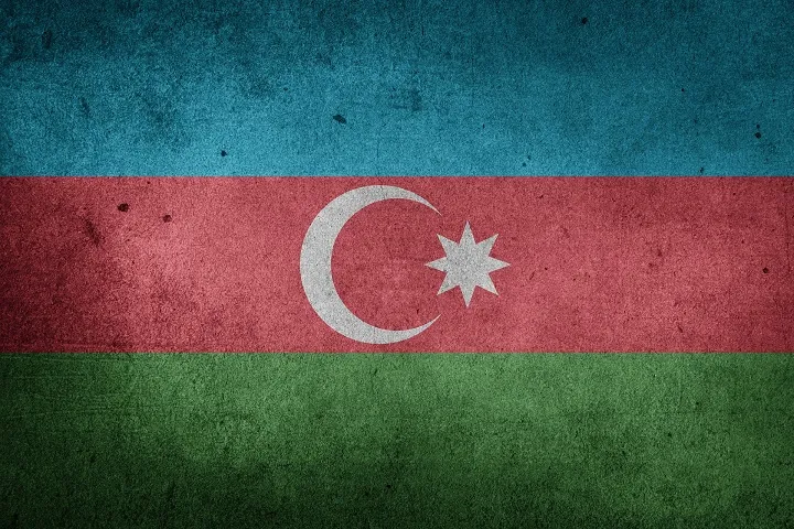 В Азербайджане устроили торговую войну России и Крыму