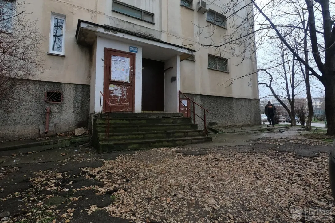 В Севастополе расползается дом