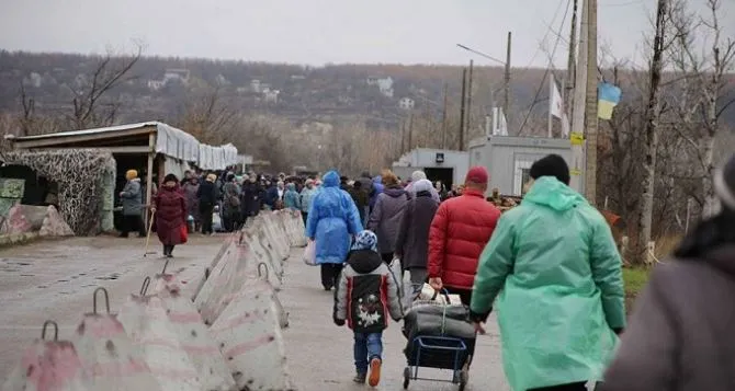 Украинские силовики преследуют жителей ЛНР
