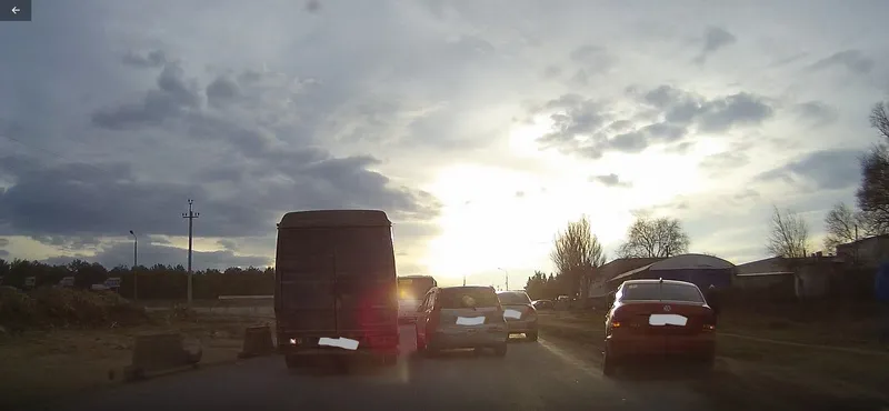 Почему аварии на дорогах Севастополя парализуют движение