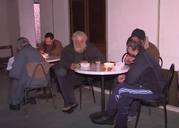 Наш «Добродомик»: в Симферополе бесплатно кормят бедных