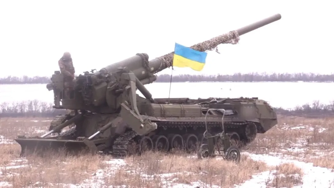 В ДНР заявили о переброске украинскими силовиками самоходных пушек «Пион» в Донбасс