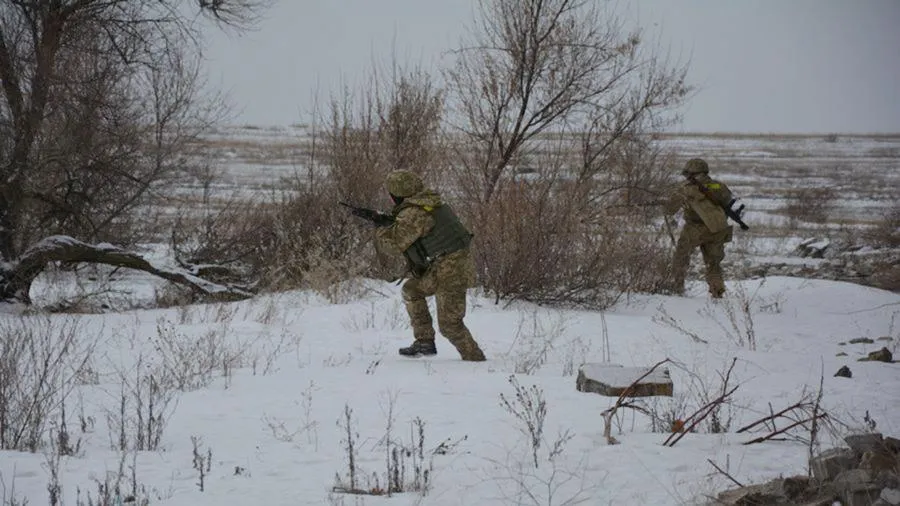 Пять украинских диверсантов подорвались при попытке проникнуть в ЛНР