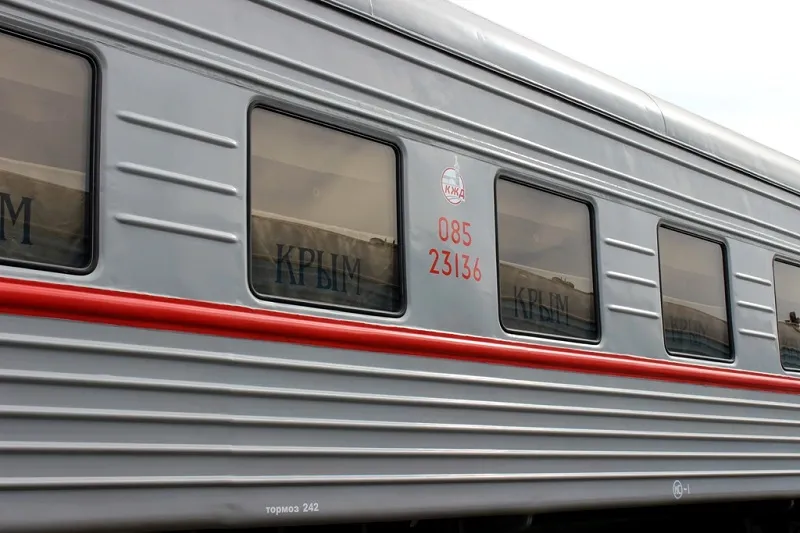 Известна дата прихода первого пассажирского поезда в Крым
