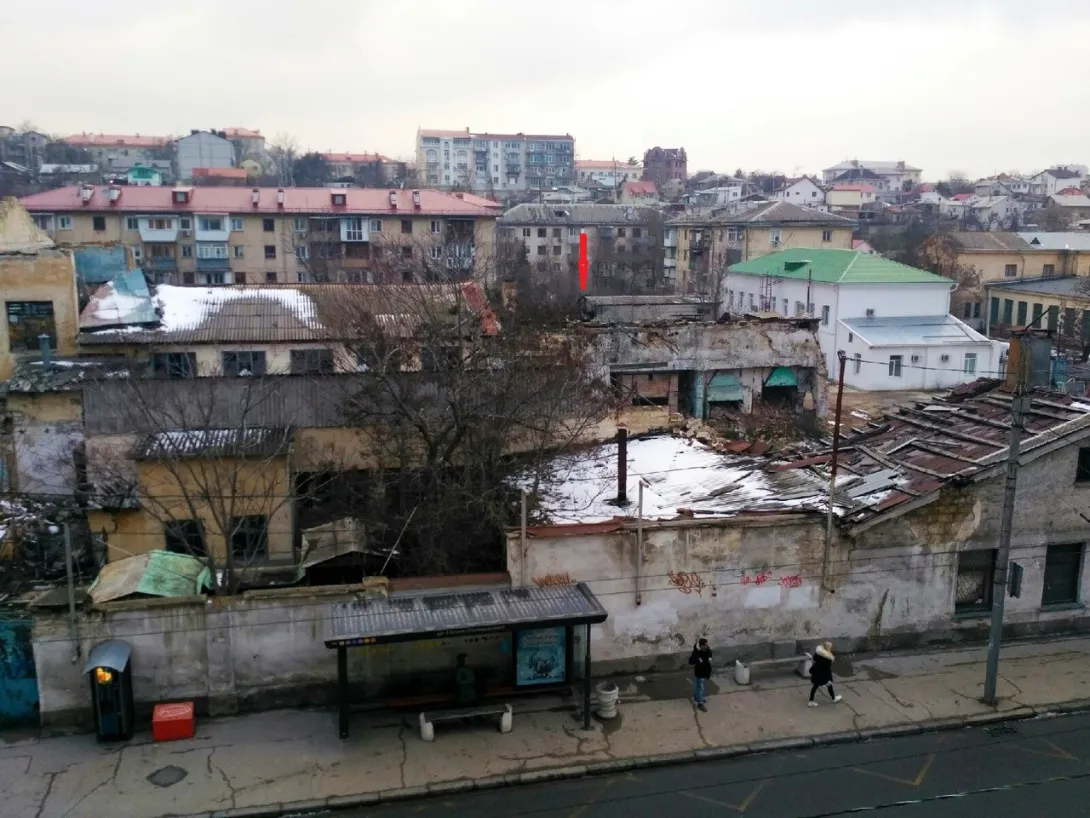 Что происходит на заброшенном хлебозаводе в Севастополе 