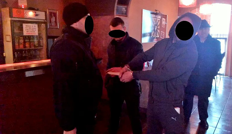 Следствие приглашает жену зарезанного в баре севастопольца дать показания