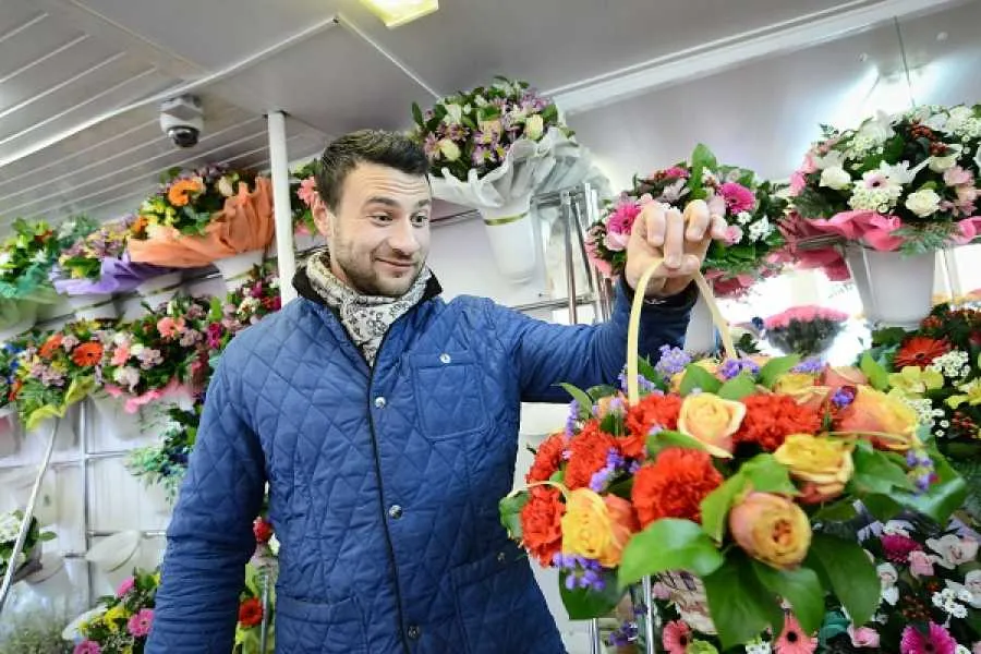 В Роспотребнадзоре дали советы, как выбрать цветы к 8 марта