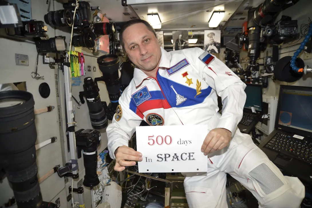 «Землю в иллюминаторе» Севастополю покажет космонавт Антон Шкаплеров 