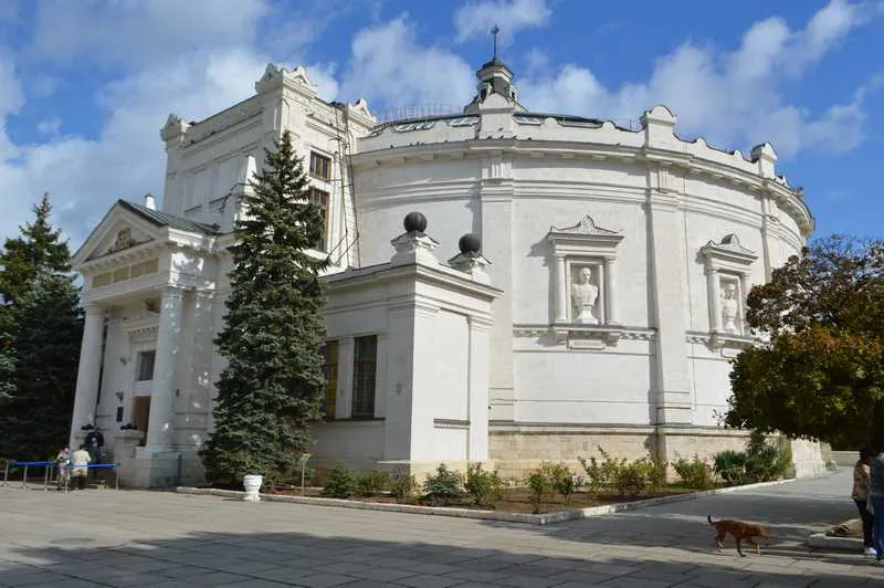 Когда отремонтируют здание Панорамы в Севастополе
