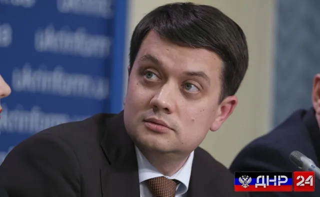 У Зеленского объяснили, почему не будут напрямую говорить с ДНР и ЛНР